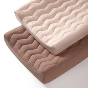 CF016-Quilted and padded bedspread