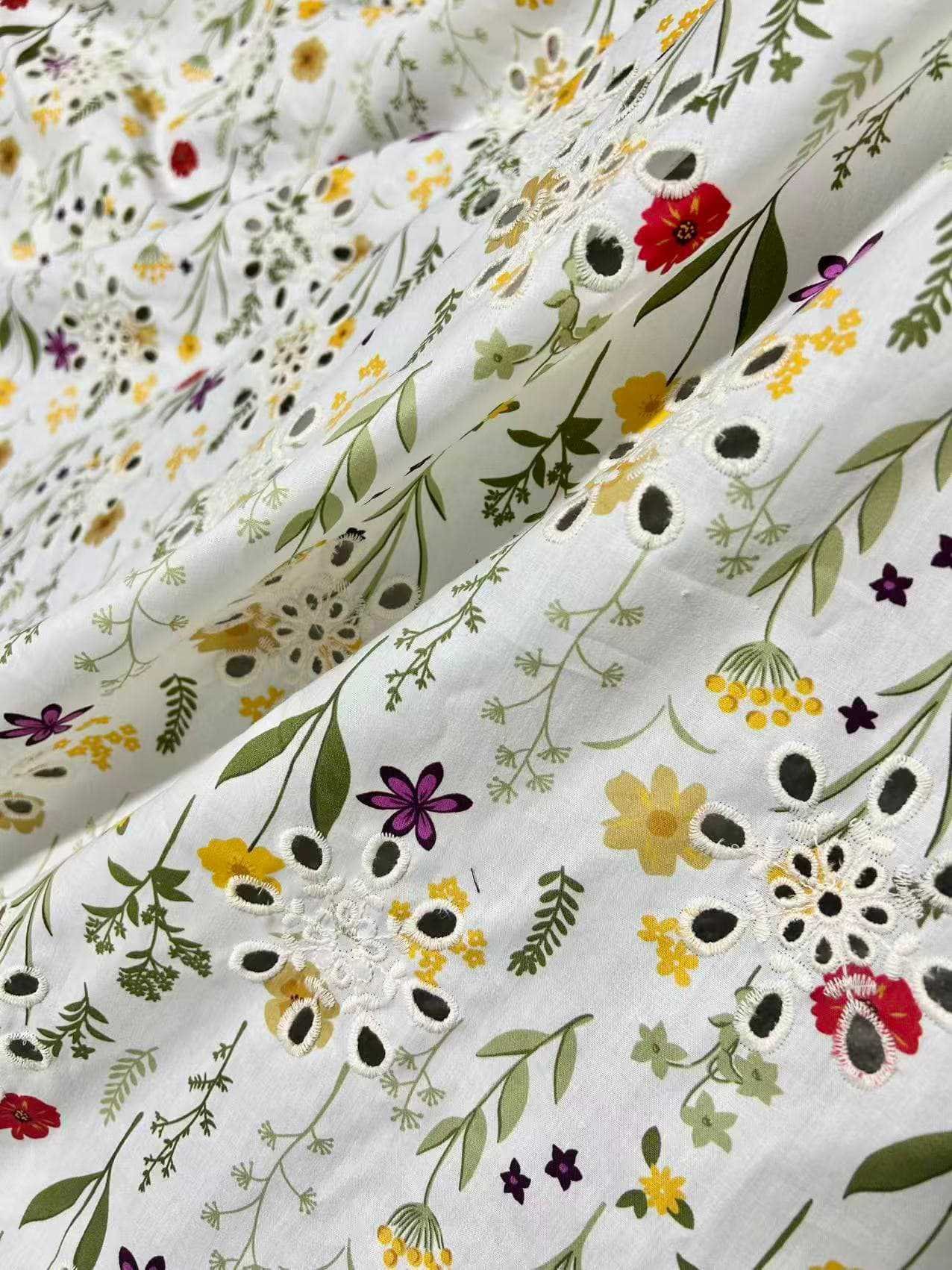 BL0013 (1) profile - 100% Cotton Laser Cutwork Embroidery & Printed Fabric