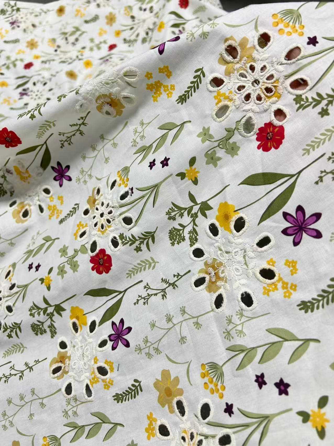 BL0013 (2) - 100% Cotton Laser Cutwork Embroidery & Printed Fabric