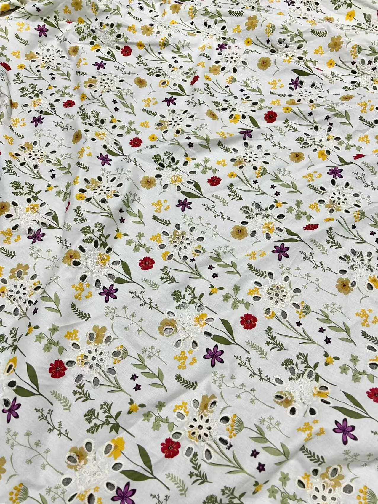 BL0013 (5) - 100% Cotton Laser Cutwork Embroidery & Printed Fabric