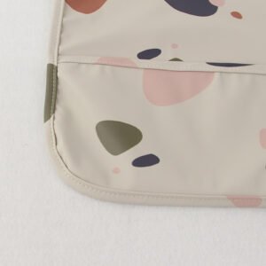 CF034 (15) Waterproof Baby Bibs With Pocket