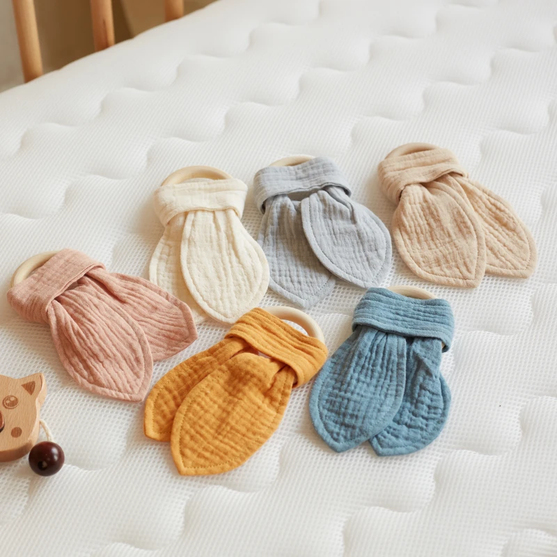 CF054 (3) - Cotton Gauze Baby Teething Rattles