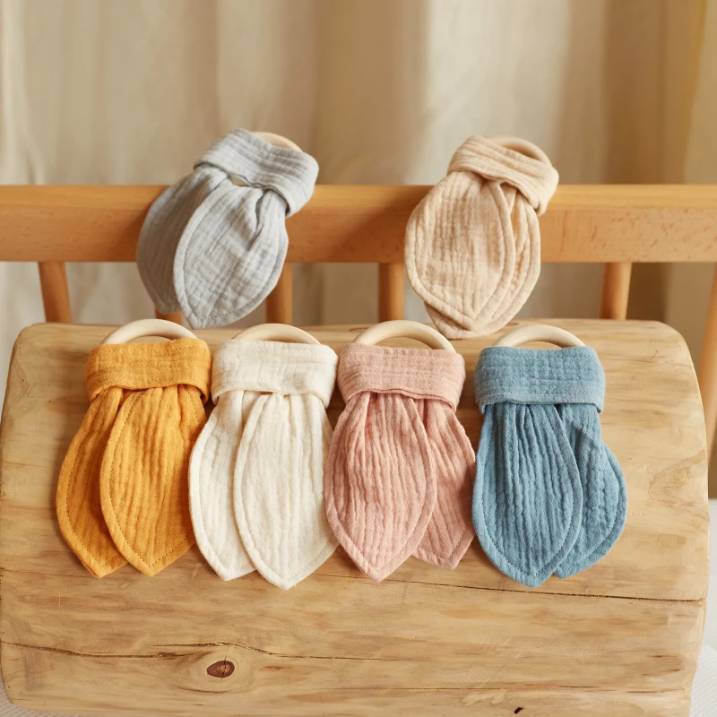 CF054 (4) profile - Cotton Gauze Baby Teething Rattles